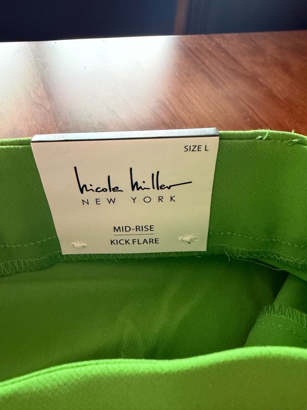 Nicole Miller Lime Green Kick Flare Pants NWT L - Picture 5 of 7